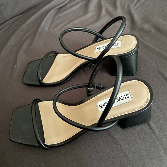 Black Steve Madden Heels (8) - BNWT / BNIB - Picture 1 of 9